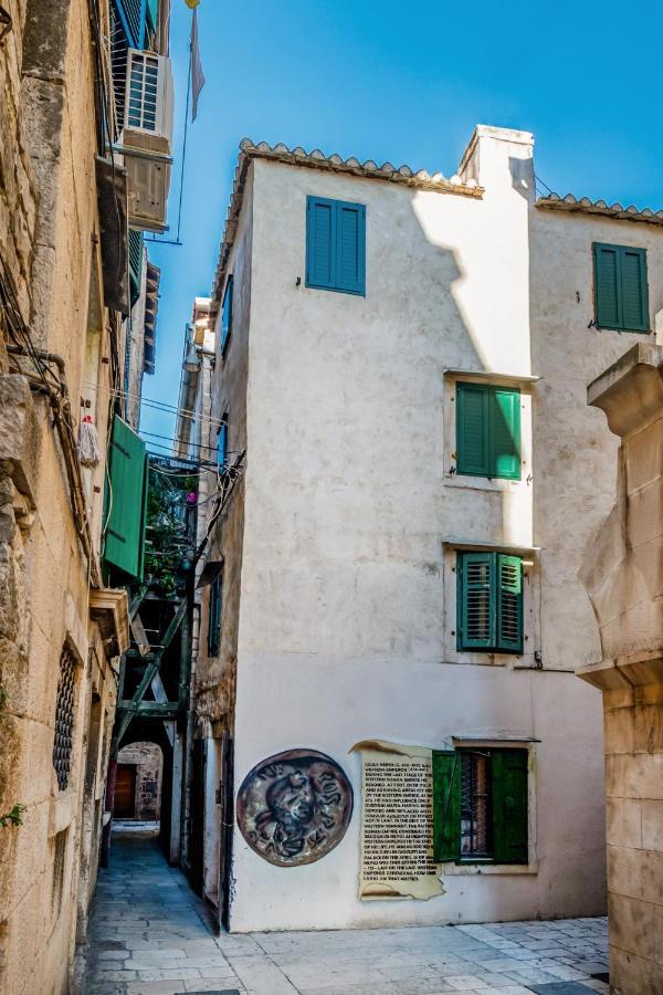 Feel Like An Emperor Apartments Split Bagian luar foto