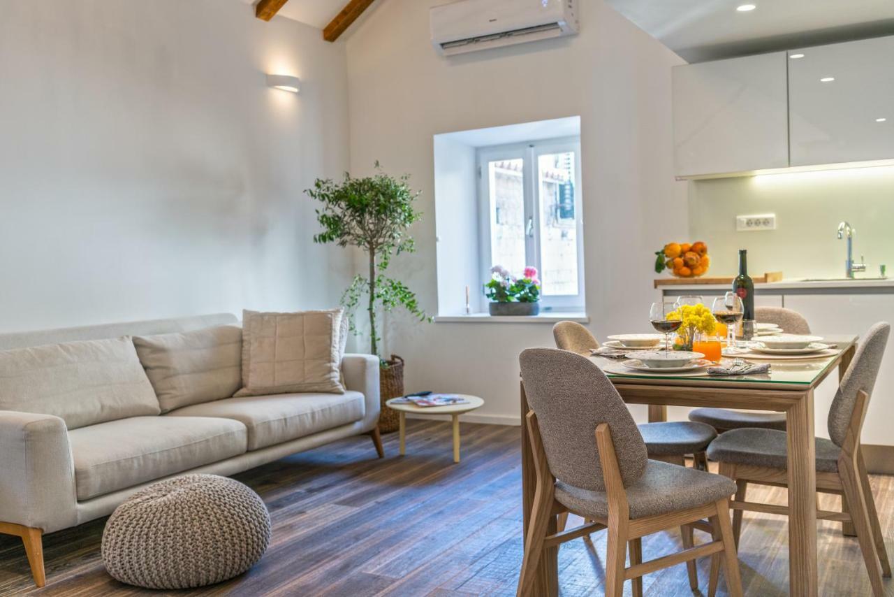 Feel Like An Emperor Apartments Split Bagian luar foto
